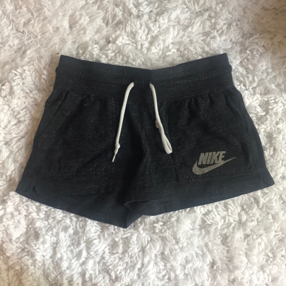 NIKE Soft Athletic Shorts - Black